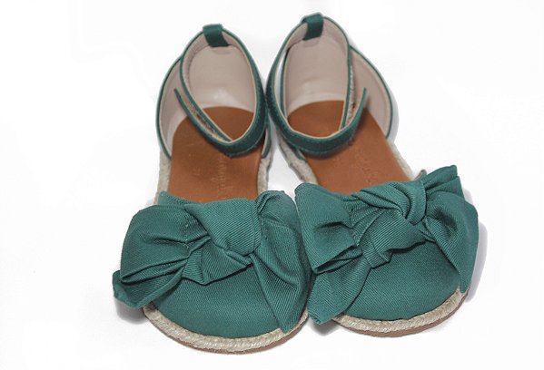 Sandália infantil menina com laço, calçado de menina cor verde - Lelê com  pé - os melhores sapatos infantis