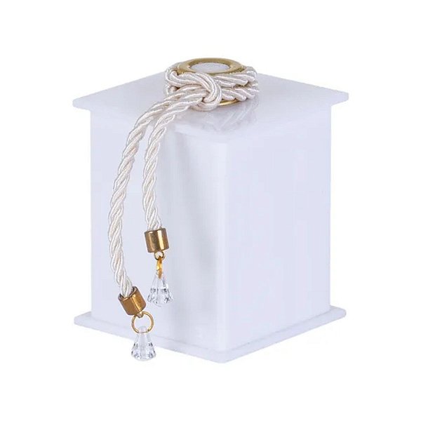 Enfeite cordão branco ouro