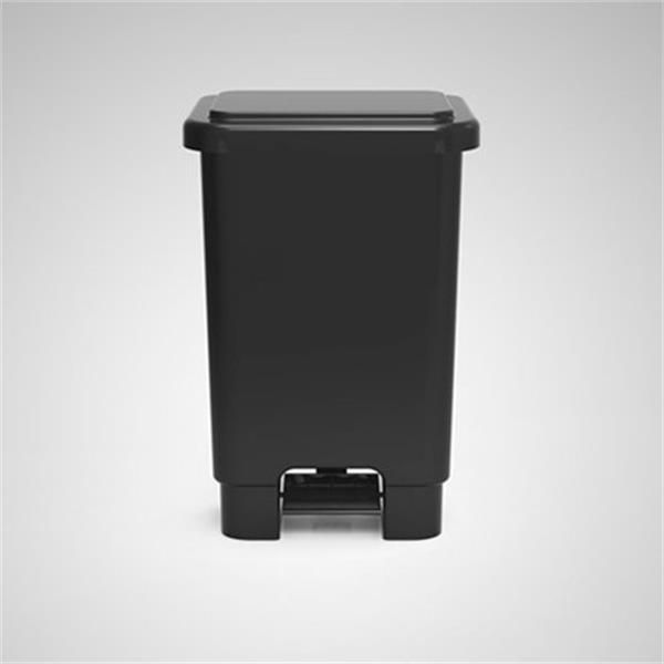 LIXEIRA RETANGULAR 100L C/ PEDAL PRETO LARPLASTICOS