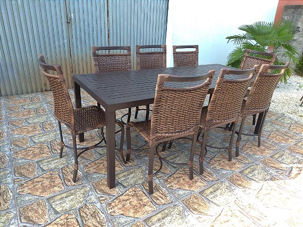 Conjunto de mesa de jantar com 8 cadeiras em fibra sintética