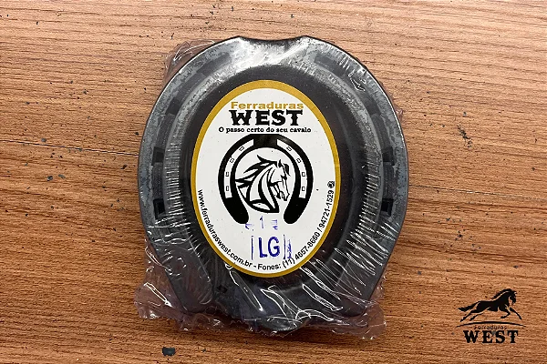 Ferradura Leve com Guarda Casco para Cavalo | Aço Maleável