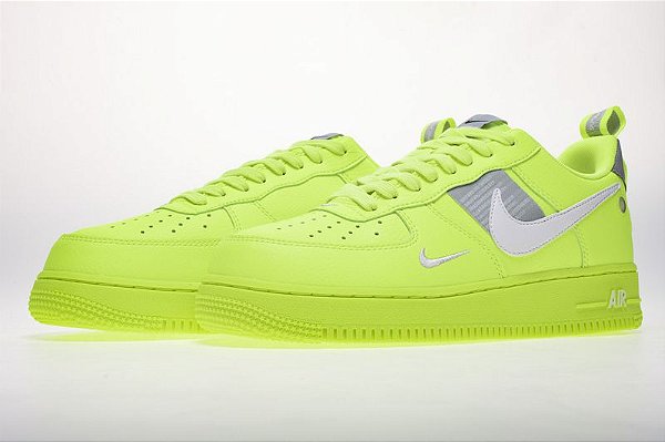 Nike Air Force 1 07 LV8 Utility Volt Green Day Sports Seu pre jogo e aqui