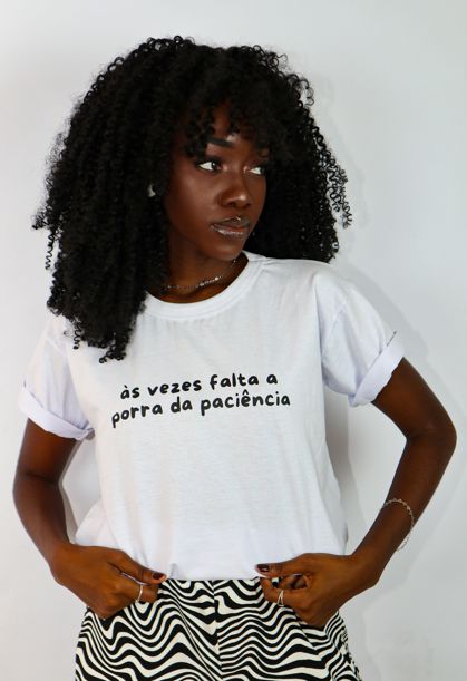 Camiseta Às vezes falta paciência