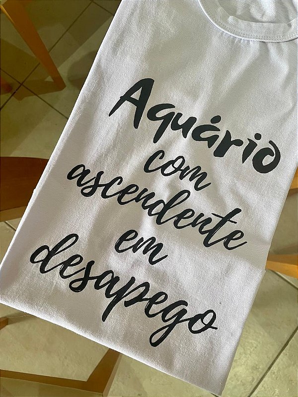 Camiseta signo Aquário