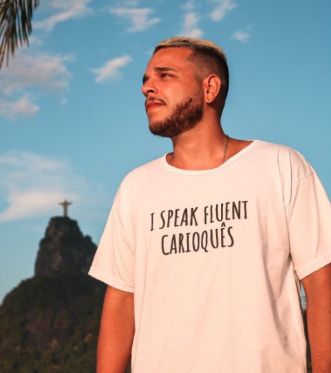 Camiseta I Speak Fluent Carioquês
