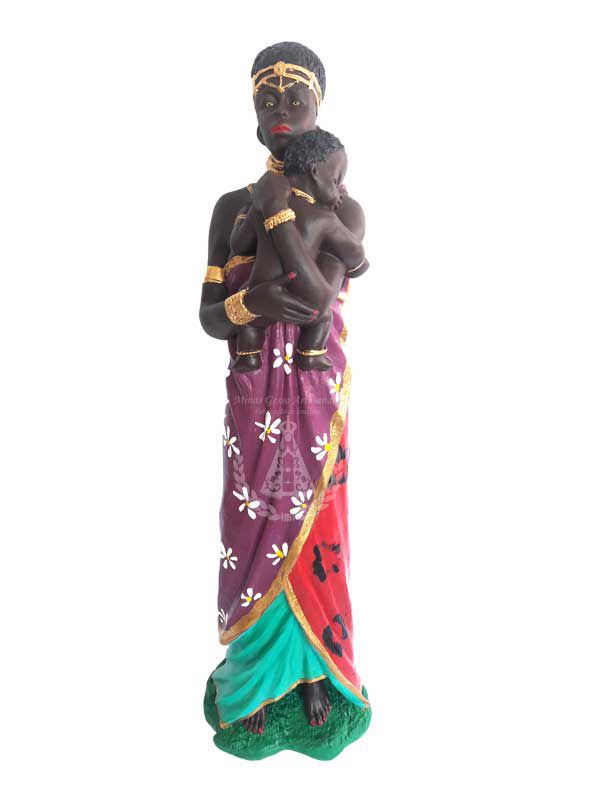Africano com bebê 50 cm