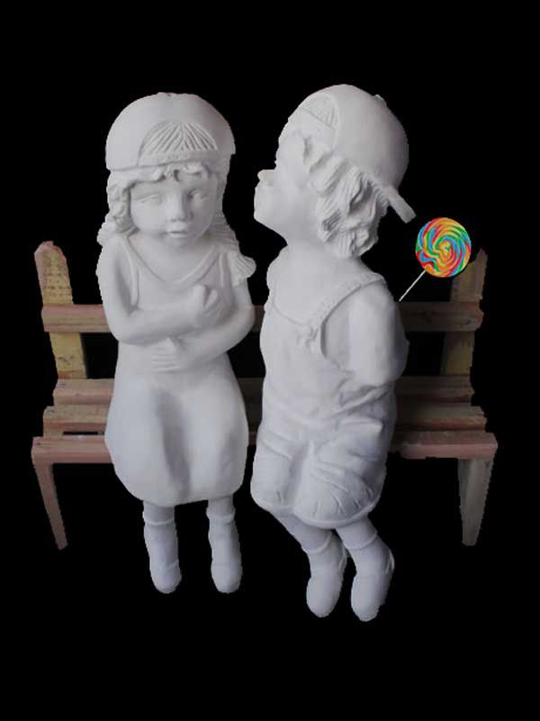 Casal Com Boné Beijando 46 cm