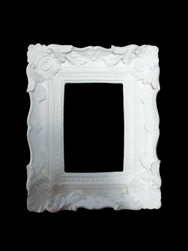 Moldura Porta Retrato Bordado com Folhas