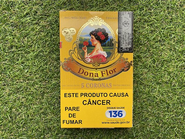 Charuto Dona Flor Capa Connecticut Corona - Petaca com 5