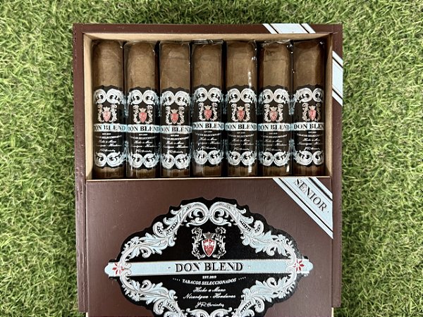 Charuto Don Blend Senior III  - Caixa Com 20