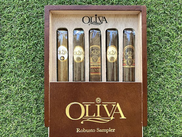 Charuto Oliva Robusto Sampler Box