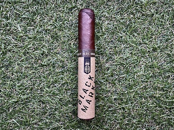 Charuto Alec Bradley Black Market Robusto - Unidade