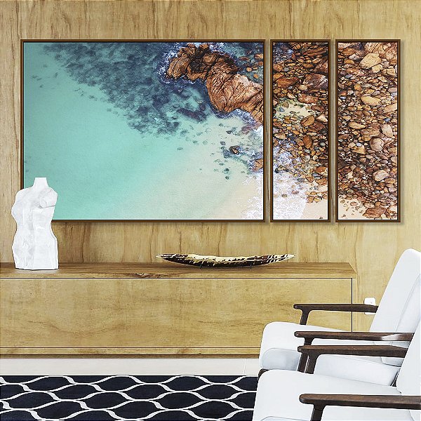 Trio de Quadros Estilizados Mar Turquesa Cristalino com Praia Areia Pedras Canvas Moldura