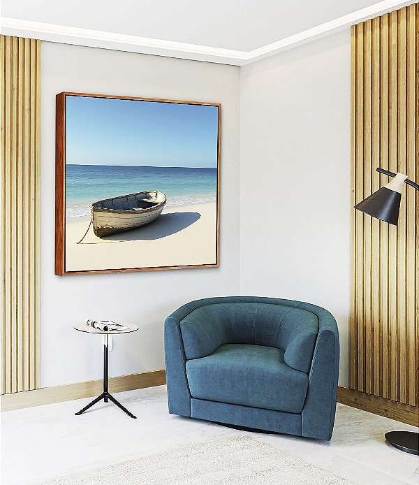 Quadro Quadrado Barco em Praia de Mar Azul Céu Claro Canvas Moldura