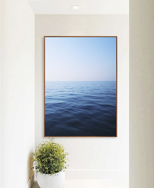 Quadro Vertical Mar Azul Calmo e Céu Claro Natureza Canvas Moldura