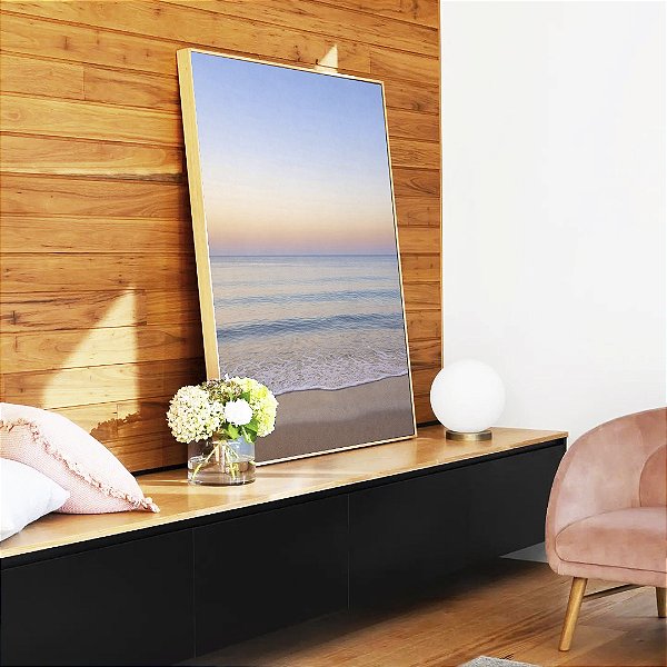 Quadro Vertical Mar Azul Prateado Céu Lilás Praia Canvas Moldura