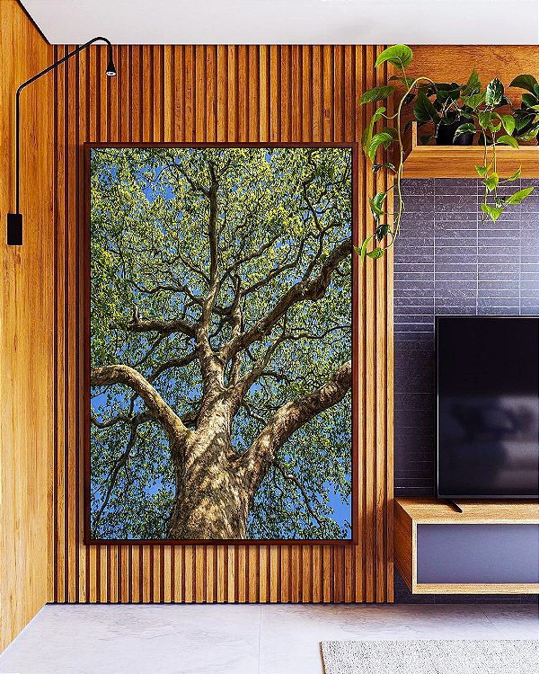 Quadro Vertical Árvore Frondosa Folhas Verdes Contra Céu Azul Canvas Moldura