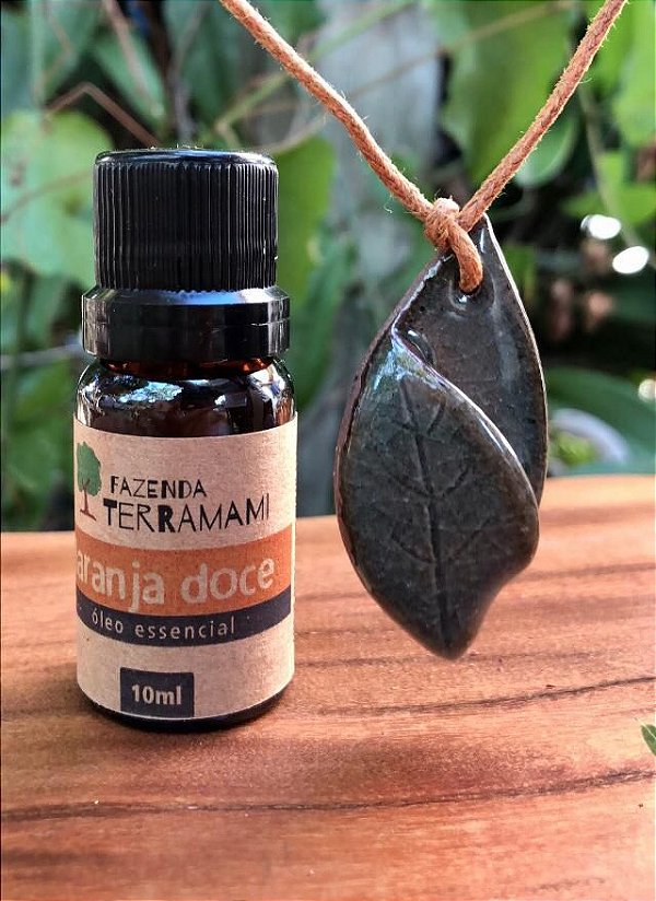 Kit óleo essencial + colar difusor