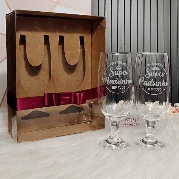 2 Taças Cerveja Com Caixa / Padrinho /madrinha/ Batismo