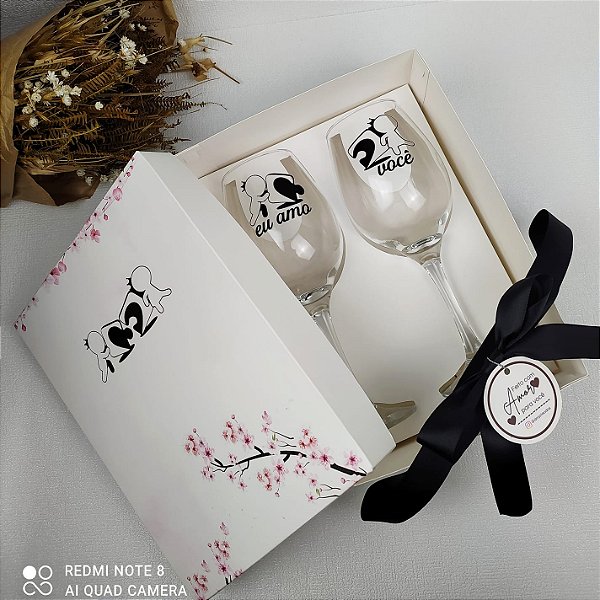 Presente Namorados - Caixa + 2 Taças Vinho Eu Amo Você