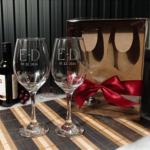 Caixa Kraft Visor + 2 Taças Barone Vinho- Personalizados