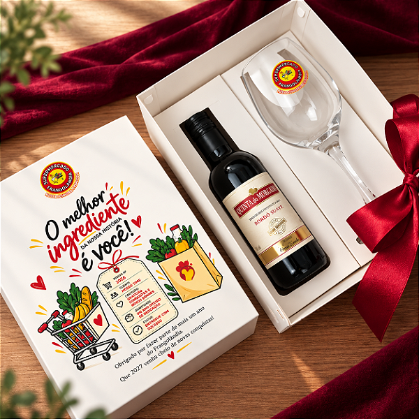 Kit Taça Barone Vinho + Caixa Personalizada com Espaço para Mini Vinho