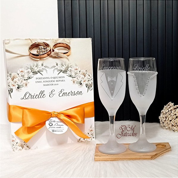 Kit Casamento com 2 Taças Personalizadas Noivos + Caixa Decorativa - Bonito