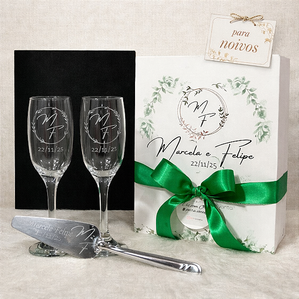 Kit Casamento com Caixa / Taças e Espátula Personalizadas – Noivos