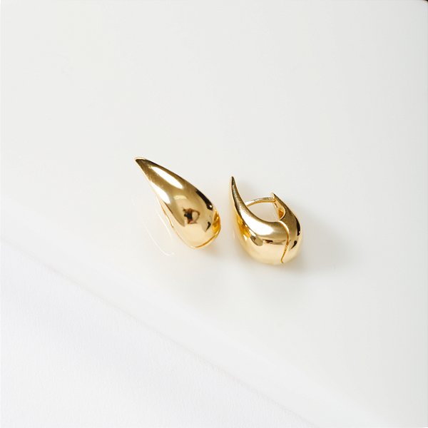 Argola Gota Vintage Banho de Ouro 18k