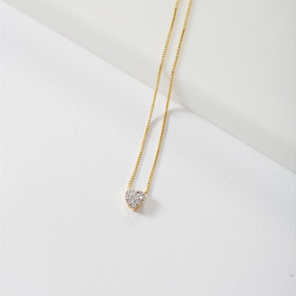 Colar Mini Coração Zircônias Incolor Banho de Ouro 18k
