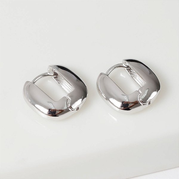 Argola Minimalista Quadrada Banho de Ródio Branco