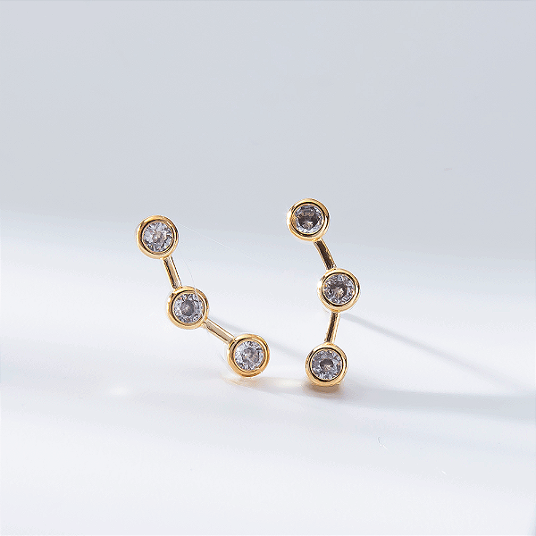 Brinco Ear Cuff Zircônias Incolor Banho de Ouro 18k
