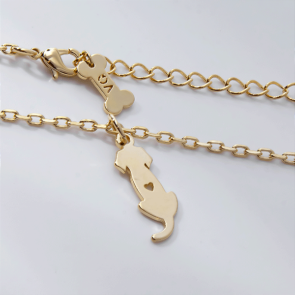 Colar Pet Cachorro Sentado Banho de Ouro 18k