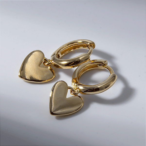 Argola Pingente Coração Liso Banho de Ouro 18k