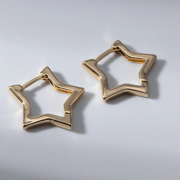 Argola Pequena Estrela Banho de Ouro 18k