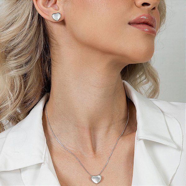 Conjunto Mira Orgânico Coração Madrepérola Banho de Ródio Branco