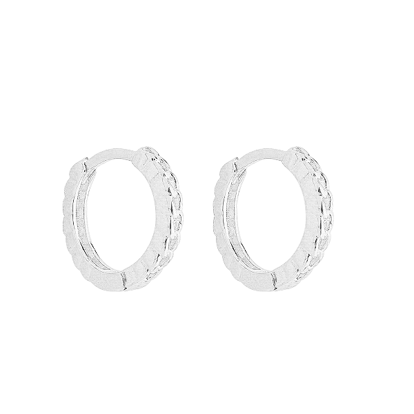 Argola Detalhes Elos Banho de Ródio Branco