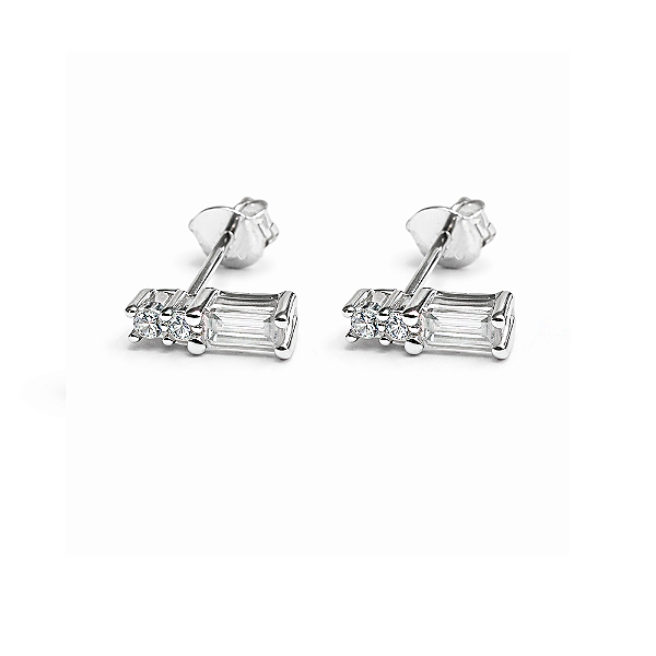 Brinco Retangular com Zircônias em Prata 925