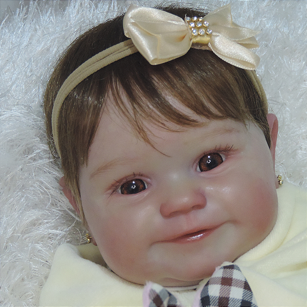 Bebê reborn kit Maddie recém nascida