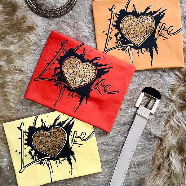 CAMISETA LOVE CORAÇÃO DOURADO - FEMININA - MATERIAL 100% ALGODÃO