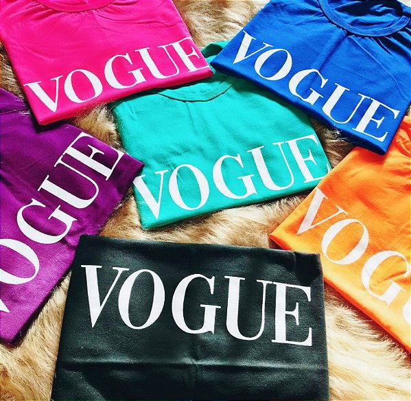CAMISETA ESTAMPA VOGUE - FEMININA