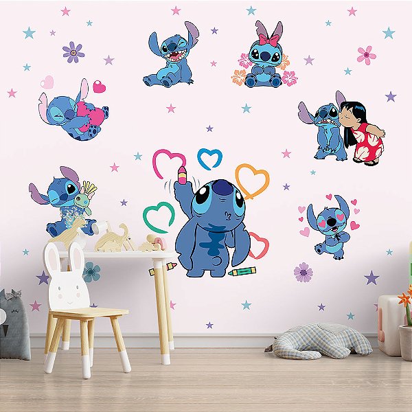 Papel de Parede Infantil Lilo e Stitch em Tons Pastel