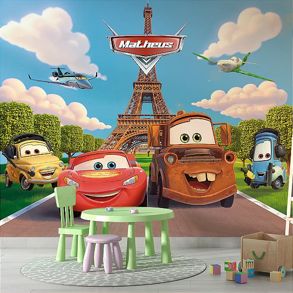 Papel de Parede Infantil Carros na Corrida em Paris