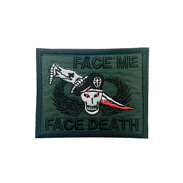 Patch Bordado Face Me com Fecho de Contato