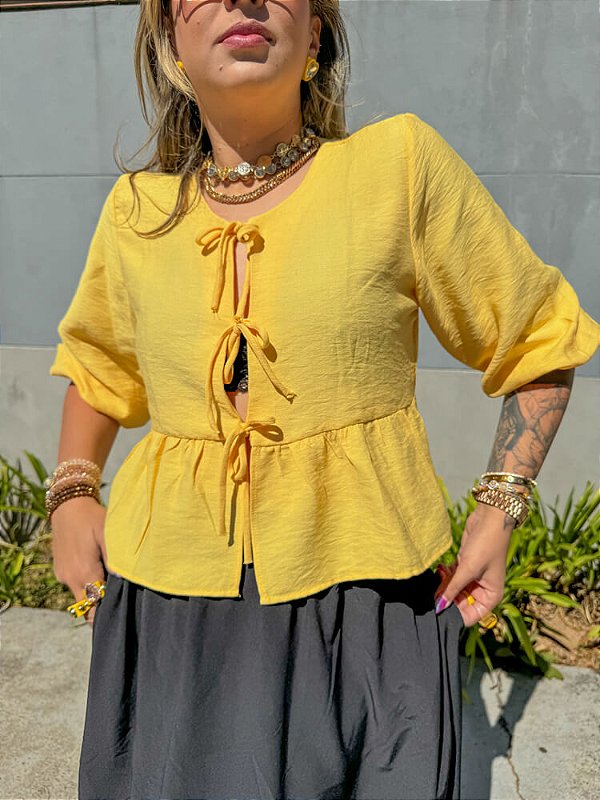 Bata Amarela com Lacinhos