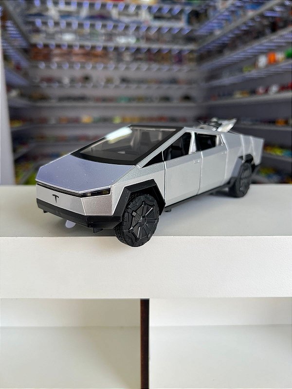 Tesla Cybertruck prata 1/24