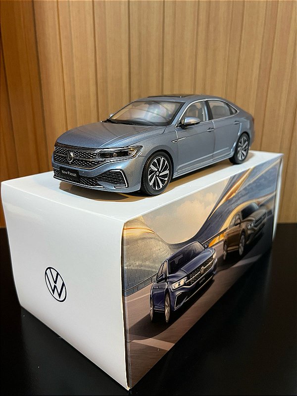 Volkswagen New Passat 2022 1:18 Saic