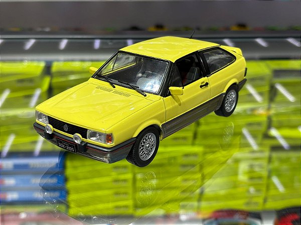 Volkswagen Gol GTI (1993) - Amarelo Sunny - 1:24 - California Toys