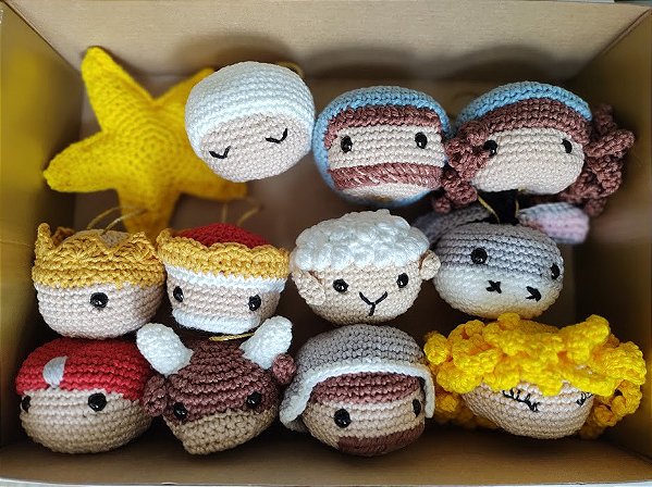 Kit De Enfeites Natalinos Para Árvore - Bolinhas de Presépio em Crochê Técnica Amigurumi