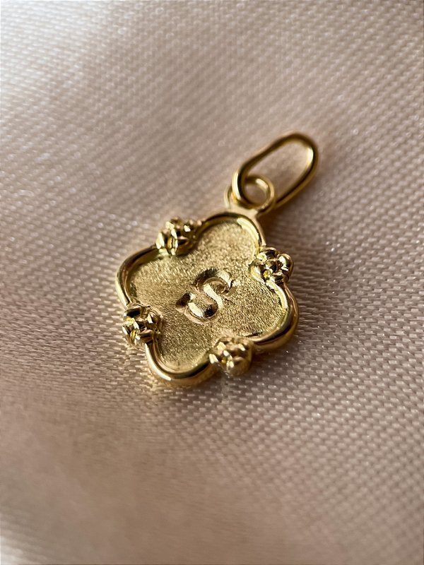 Pingente Floral - ouro amarelo 18k